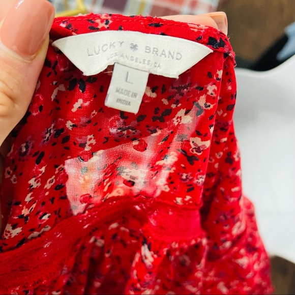 Lucky Brand  Floral Blouse 100% Polyester - Picture 6 of 6